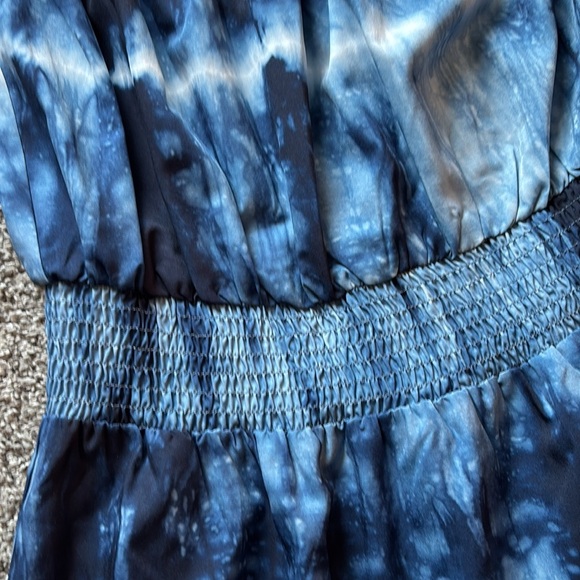 Cupshe Maxi Dress - Picture 3 of 7